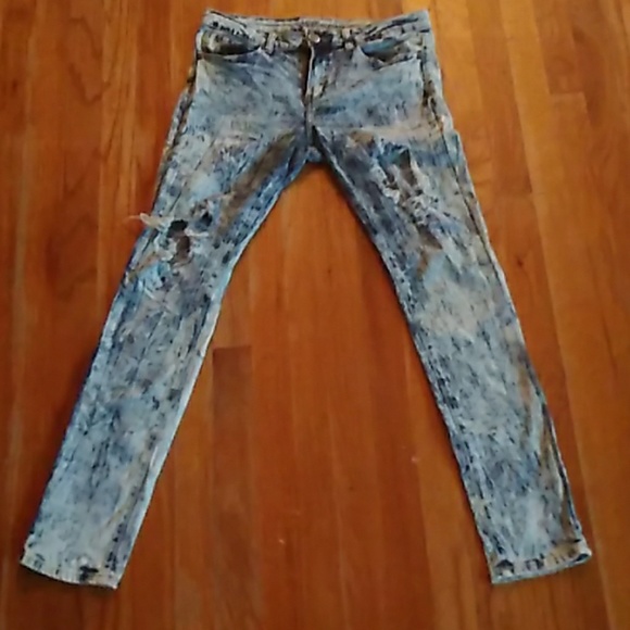 Distressed/destroyed VIP jeans - Picture 1 of 5
